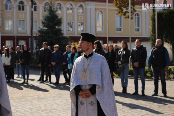 Назавжди 37-річний: у Луцьку попрощалися із Героєм Олександром Мартинюком