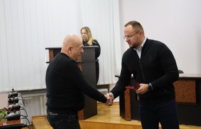 У Луцьку вручили посмертні ордени та медалі рідним загиблих захисників України