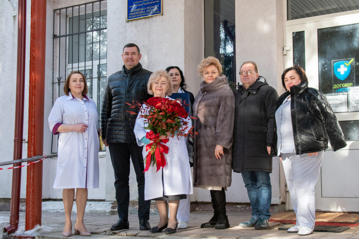 Керівниця Волинської обласної інфекційної лікарні йде з посади