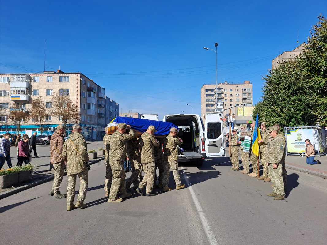 Перед останнім бойовим завданням подзвонив мамі: на Волині попрощалися з 24-річним Героєм Олексієм Жалаєм