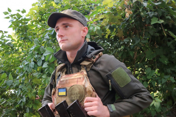 Нацгвардієць «Волинь» врятував чоловіка після ракетного обстрілу на Дніпропетровщині