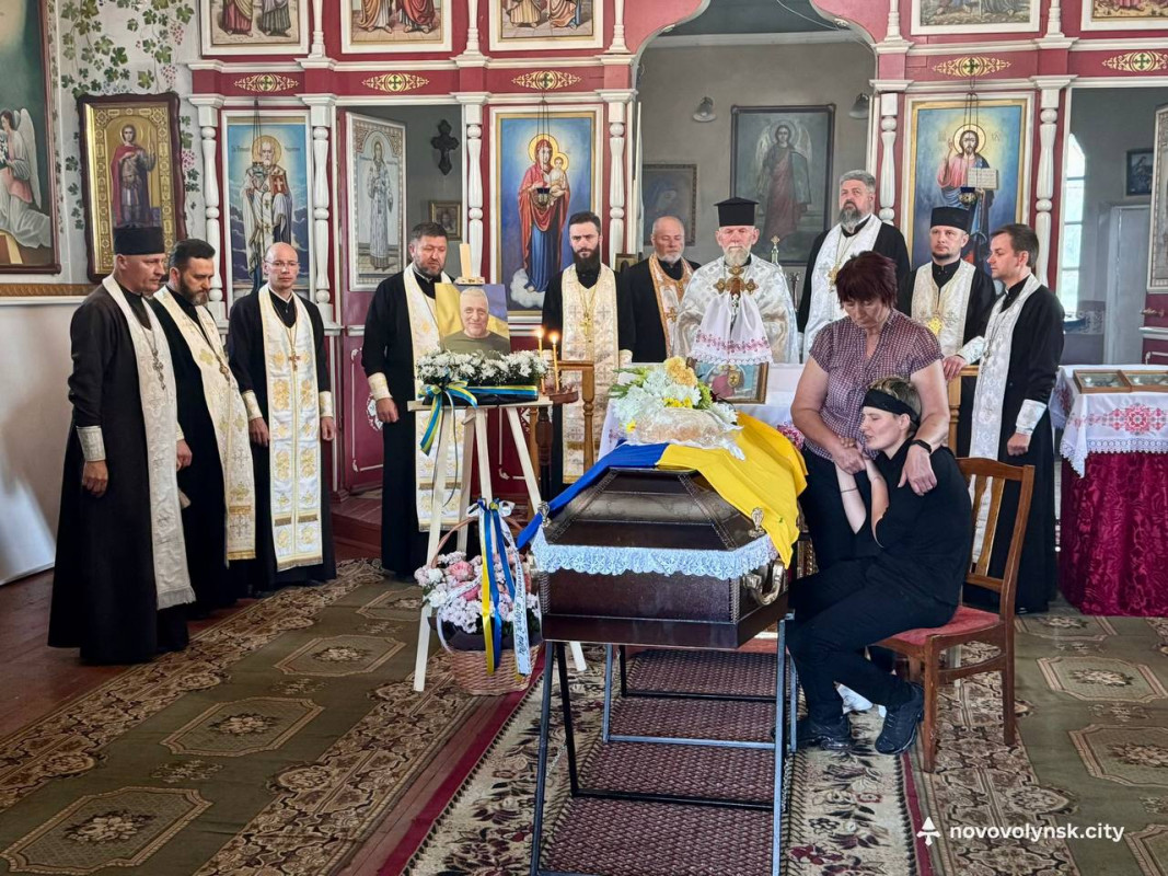 На Волині провели в останню путь воїна Марка Разумовського