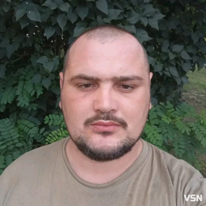 «Ваш син – герой, він прикрив собою побратима»: спогади про воїна з Волині Віктора Вавринюка