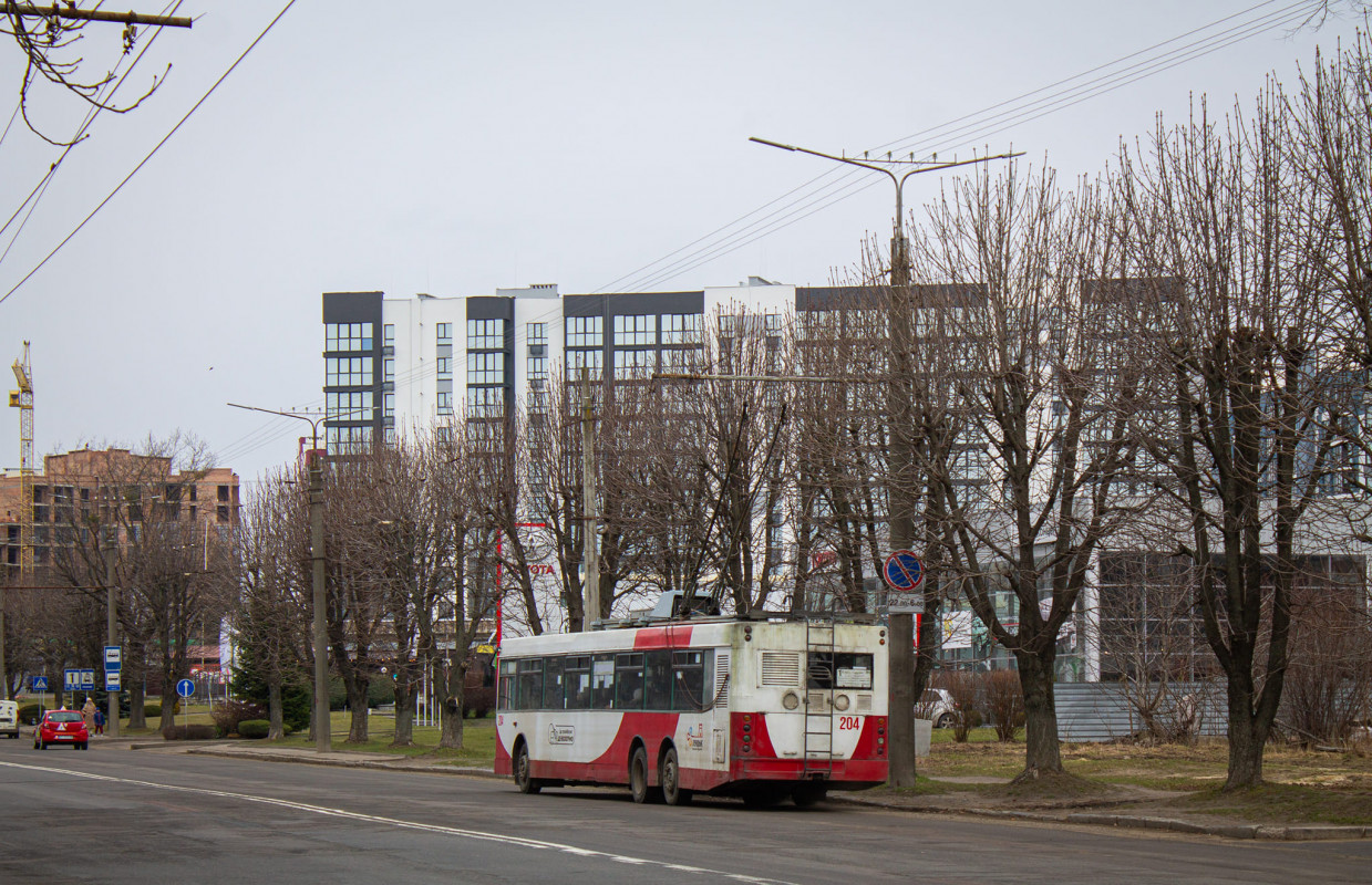 Єдиний на ходу: у Луцьку курсує унікальний тролейбус
