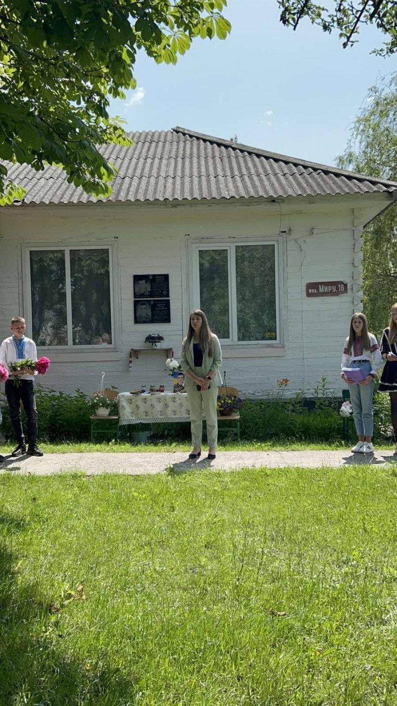 Навіки 23 роки: молодому Герою з Волині відкрили меморіальну дошку