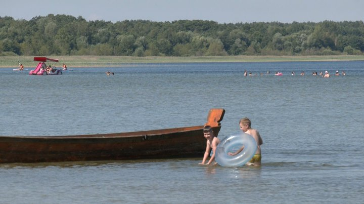 Нові правила туристичного сезону: чи потрібні спеціальні перепустки для відпочинку на Шацьких озерах