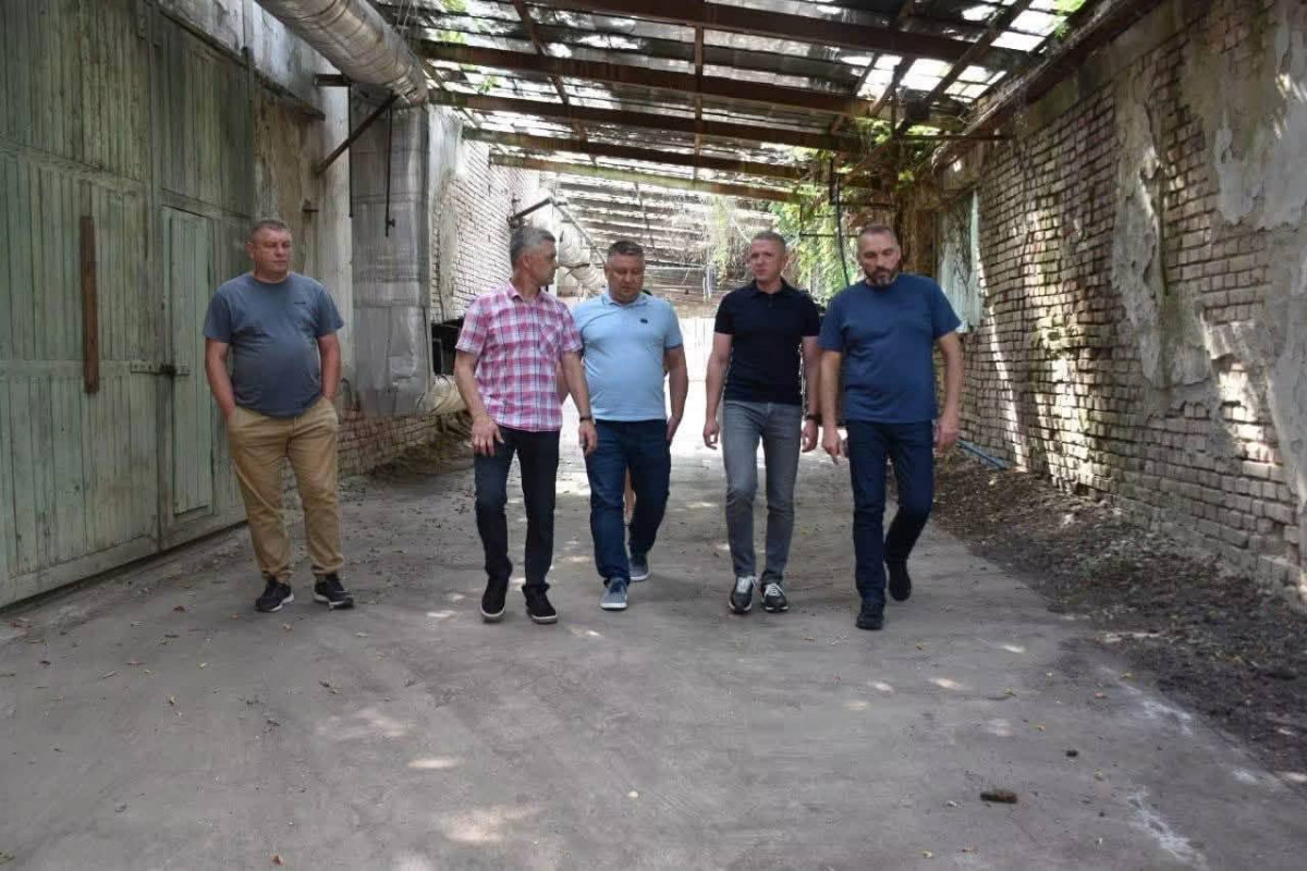 Від парку до зоопарку: секретар Луцької міської ради перевірив благоустрій і стан ведмежих вольєрів