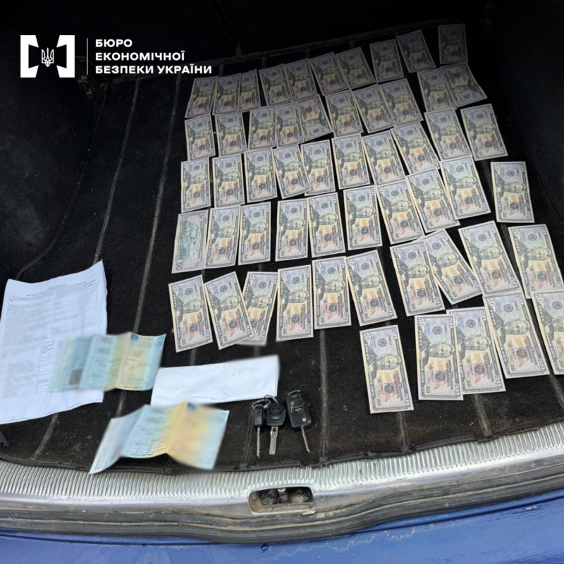 На Волині вилучили 10 авто у справі про контрабанду під виглядом гуманітарної допомоги для ЗСУ