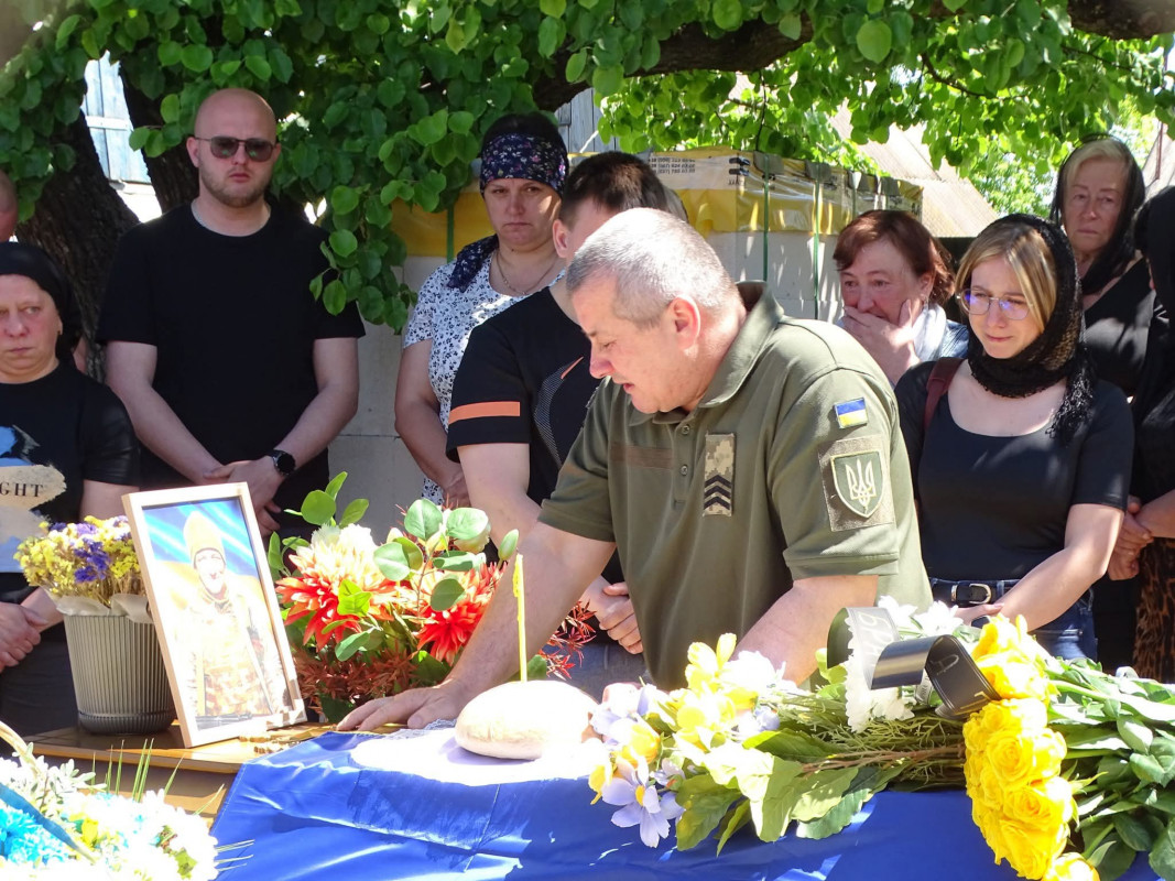 Загинув у Куп’янському районі внаслідок ворожого обстрілу: на Волині поховали Героя Олега Ковальчука