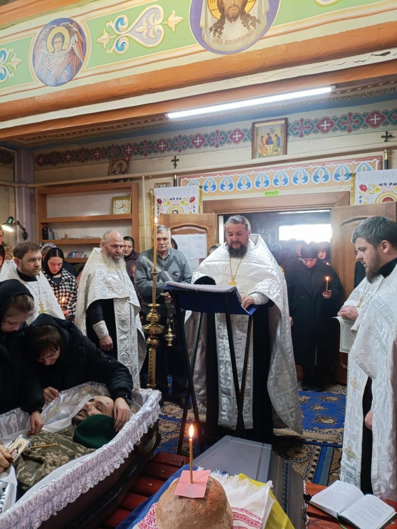 Був призваний на службу у червні цього року, а загинув у жовтні: на Волині попрощалися з молодим Героєм Валерієм Гаржою