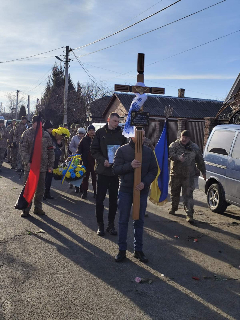 Місяць не дожив до дня народження: на Волині попрощалися з Героєм Василем Дейною