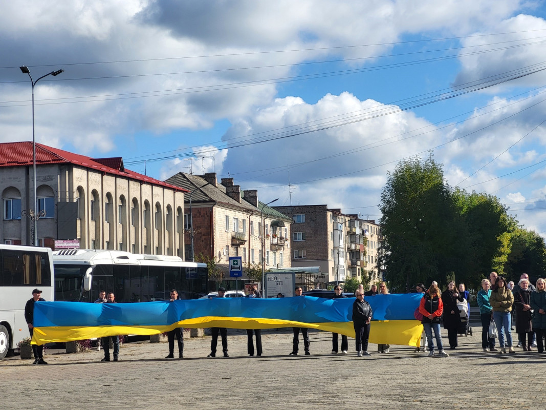Не дочекався народження дитини: на Волині попрощались з Героєм Леонідом Семенюком