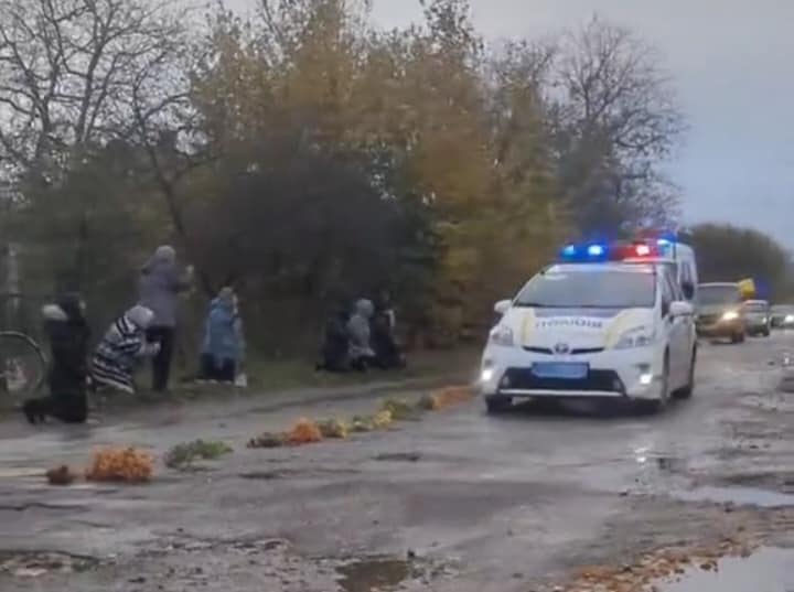 Загинув унаслідок ворожого обстрілу: у Луцький район «на щиті» востаннє повернувся молодий Герой Іван Гнатюк. Фото