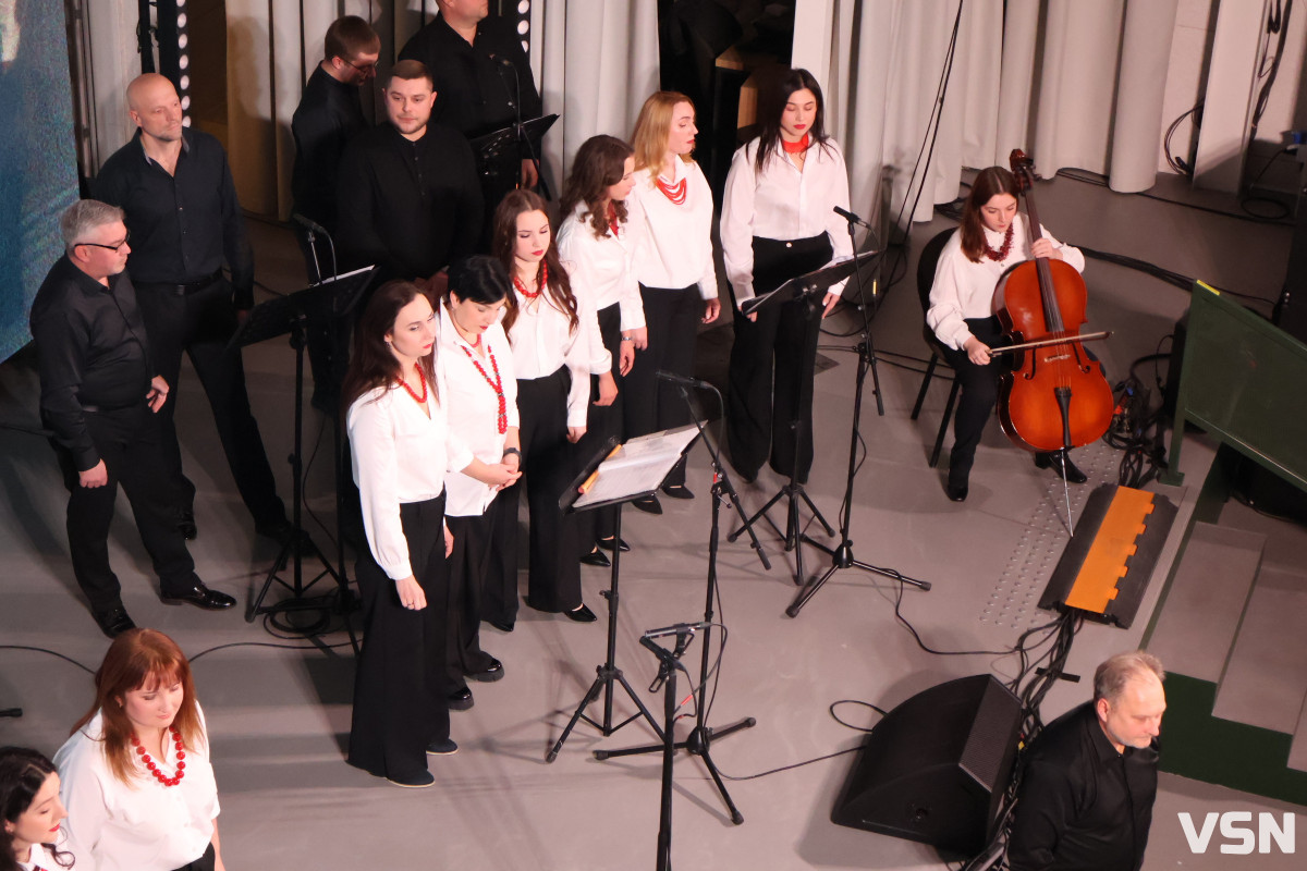 У Луцьку презентували музично-візуальний артпроменад: як відбувся захід