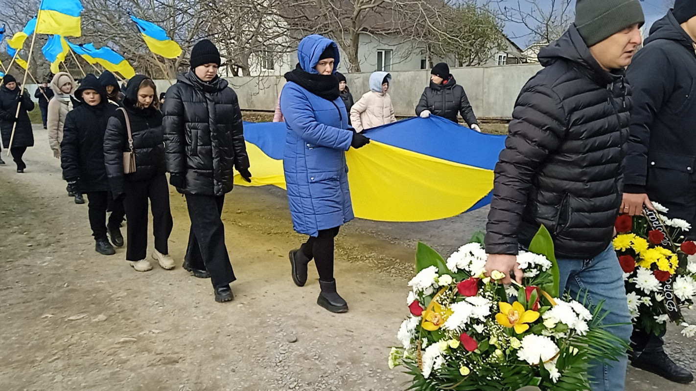 Загинув унаслідок вибуху ворожого снаряда: попрощалися із ексгравцем луцької «Волині» Романом Годованим