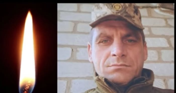 Життя обірвалося на позиції: на Волині батькам полеглого на війні сина передали посмертну нагороду