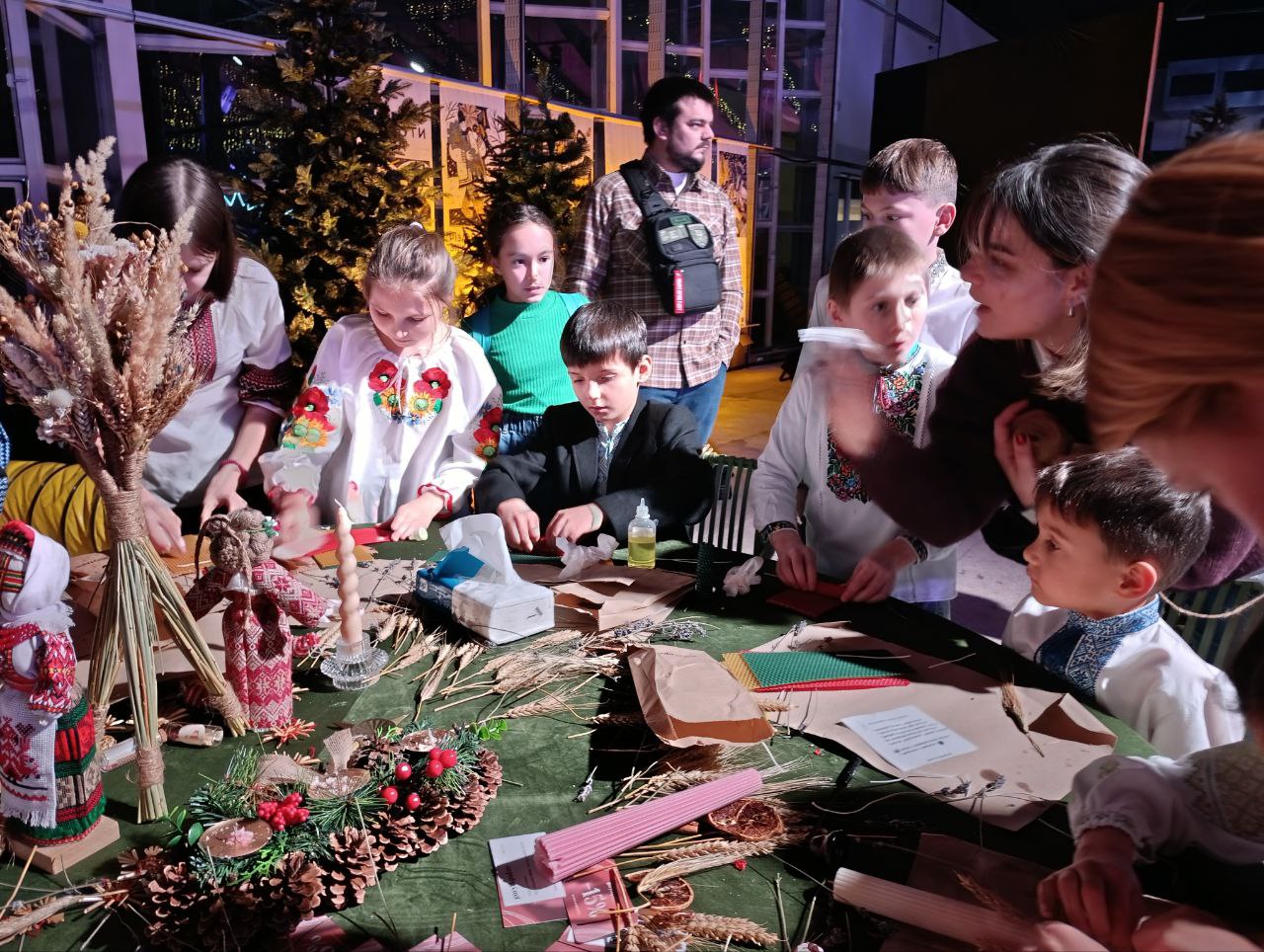 Родини з Волині взяли участь у наймасштабнішій різдвяній вечері в Києві