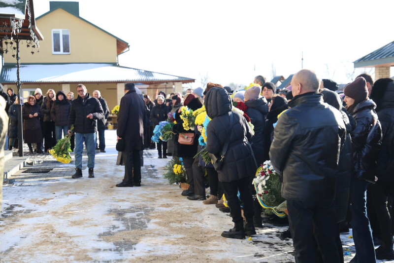 У Луцьку попрощалися з Героєм Вадимом Кравчуком