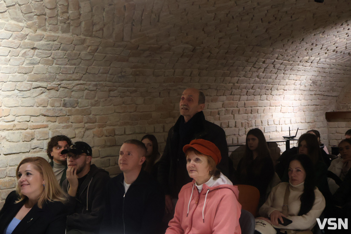 Як планують реорганізувати двори на вулиці Братковського у Луцьку? Фоторепортаж