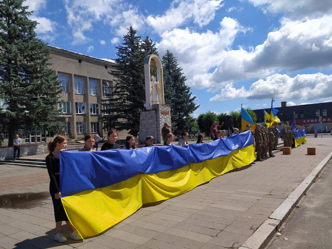 Загинув майже місяць тому: на Волині попрощалися з Героєм Андрієм Демчуком