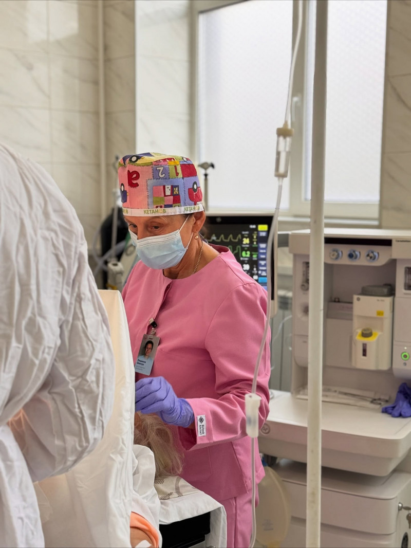 Волинські медики врятували 72-річну пацієнтку з величезною защемленою грижею та некрозом кишківника