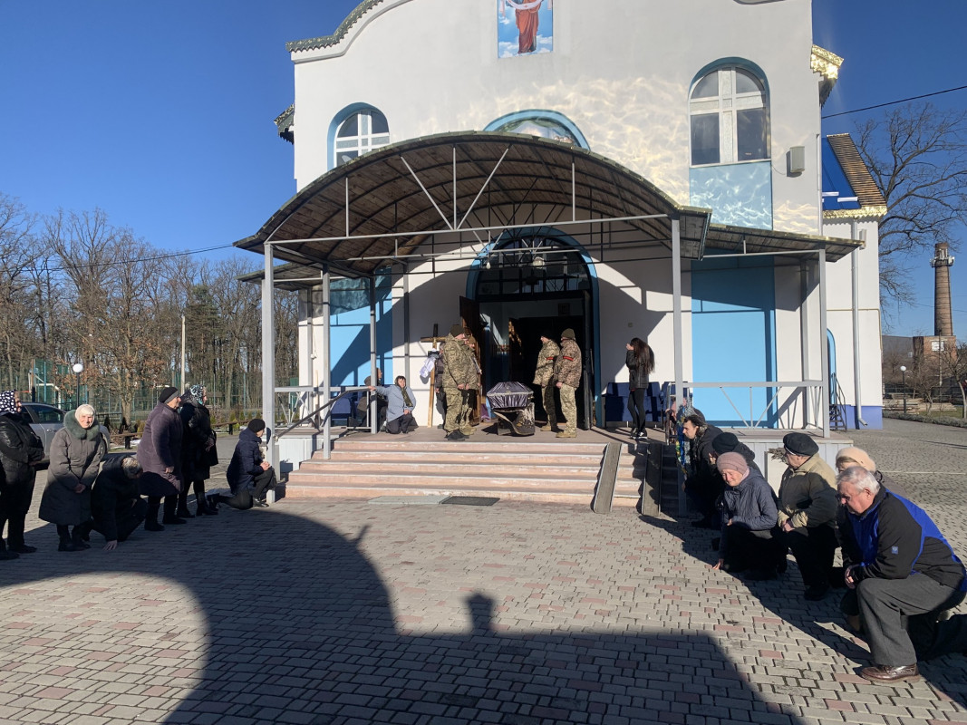 На Волині поховали військовослужбовця десантно-штурмових військ Максима Постєвку
