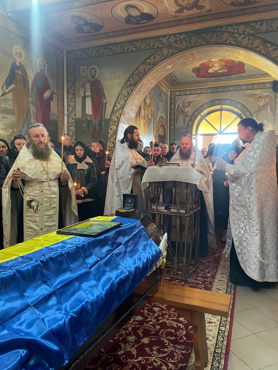 Понад два роки вважався зниклим безвісти: на Волині попрощалися з Героєм Олегом Півнем