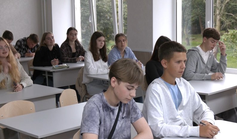 Вчителька з Волині увійшла до п’ятірки найкращих педагогів України