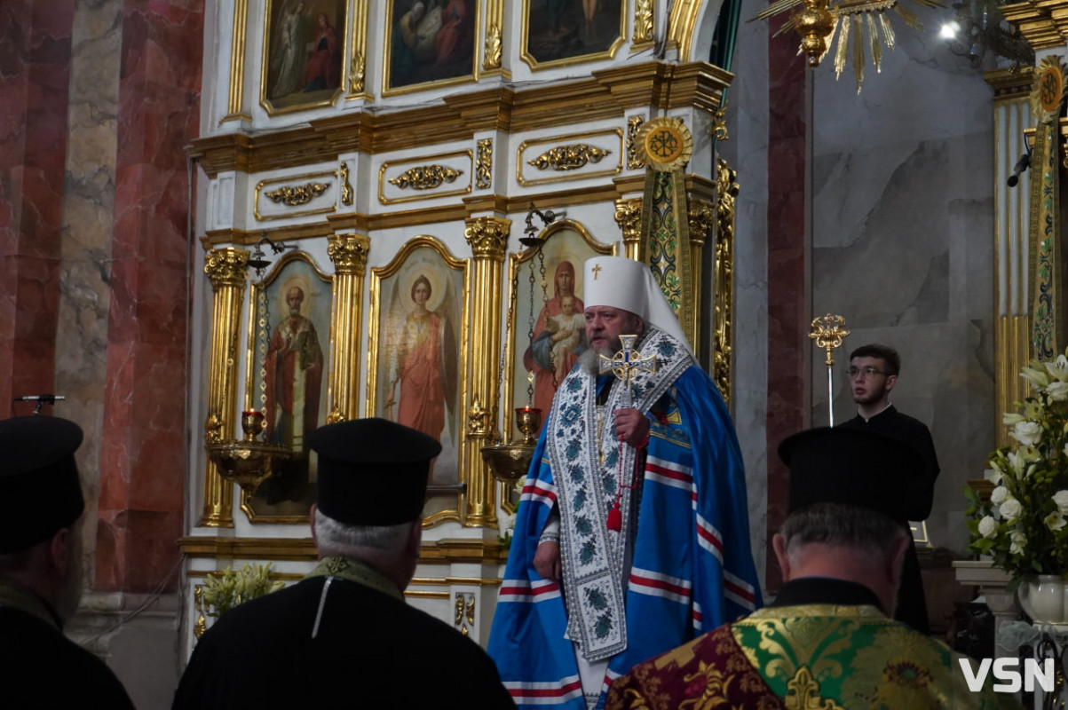 «Ваша зброя — перо»: у кафедральному соборі Святої Трійці відслужили молебень та відзначили журналістів Волині