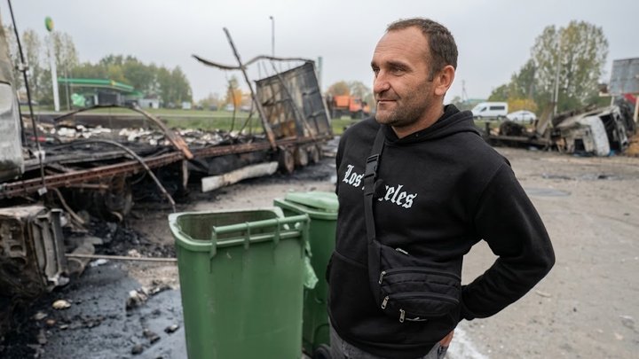 «Це все, що в мене залишилося»: у Ковелі після атаки РФ згоріли вантажівки