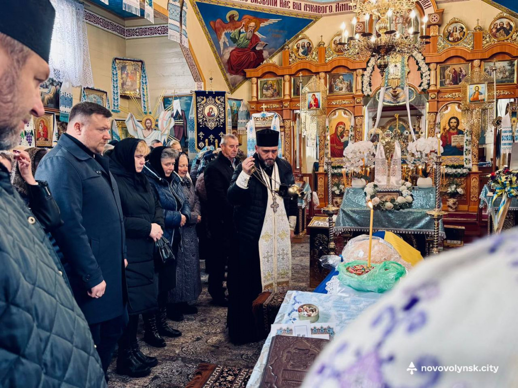 Експертиза ДНК підтвердила найстрашніше: на Волині попрощались з Героєм Романом Красюковим