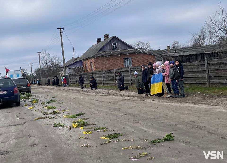 Пережив окупацію, загинув у бою: на Волині зустріли Героя Сергія Нагорщука