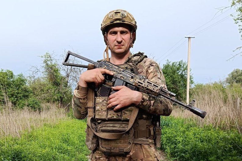 Залишив двох синів і пішов захищати країну: історія загиблого волинського десантника