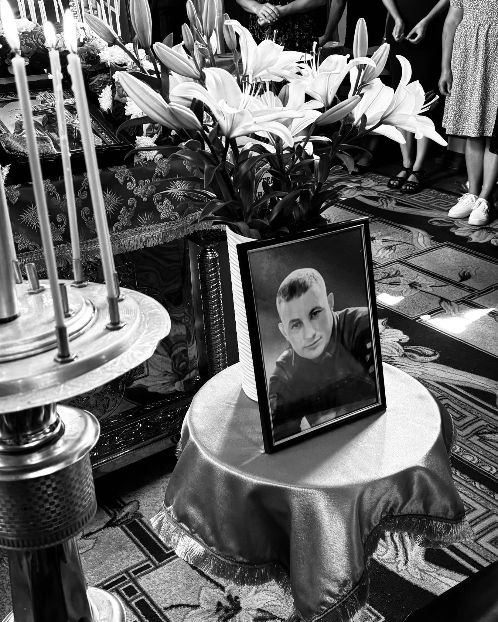 Загинув унаслідок авіаційного удару: на Волині попрощались з Героєм Дмитром Калінчуком
