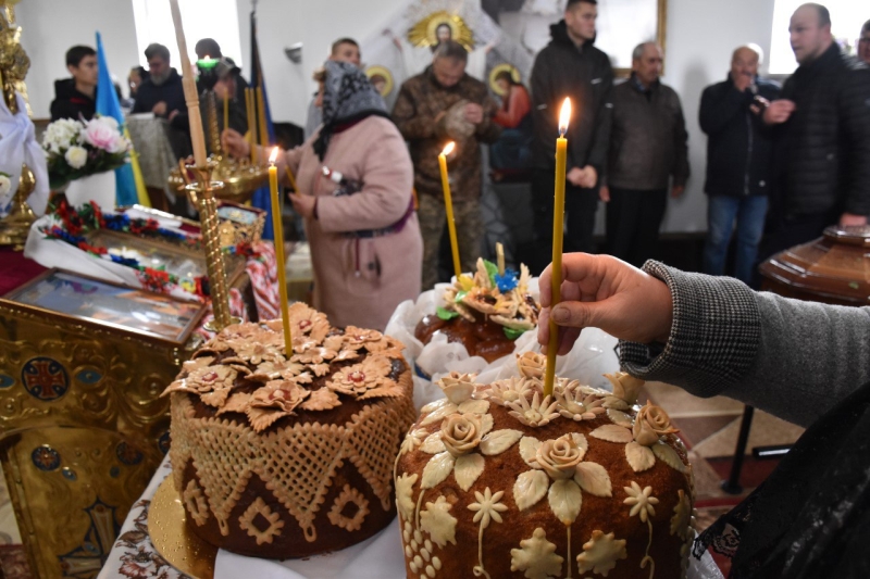 Більше року вважався зниклим безвісти: на Волині прощалися з Героєм Ігорем Пархомюком