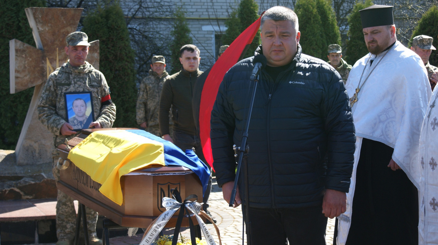 Понад рік невідомості: «на щиті» востаннє додому повернувся Герой з Волині Анатолій Рудика