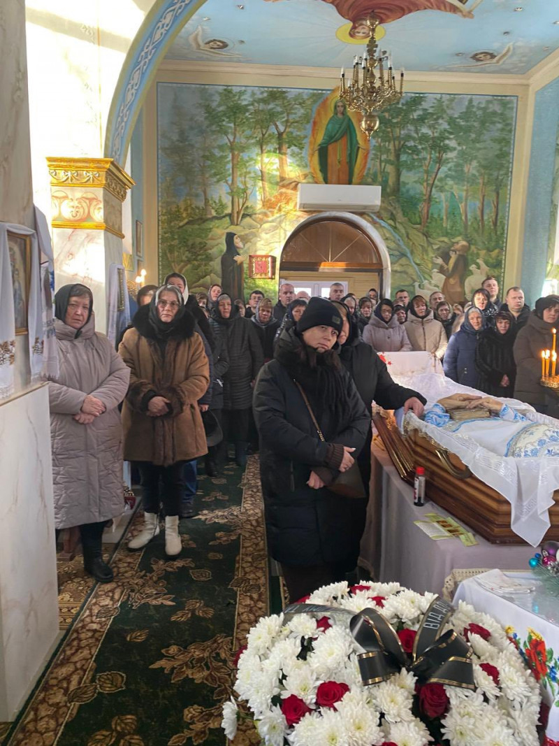 Перший український священник у місті: на Волині поховали протоієрея храму ПЦУ