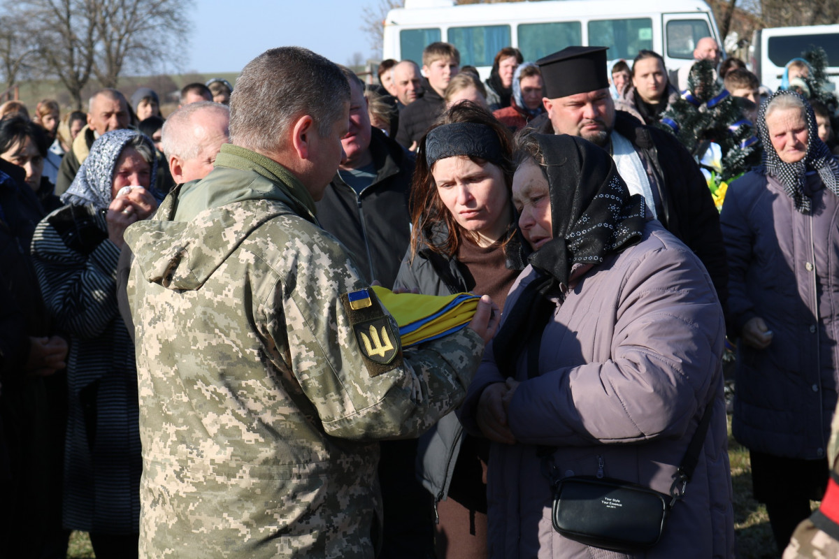 Загинув наприкінці грудня 2024 року: на Волині попрощалися з Героєм Андрієм Мацеруком