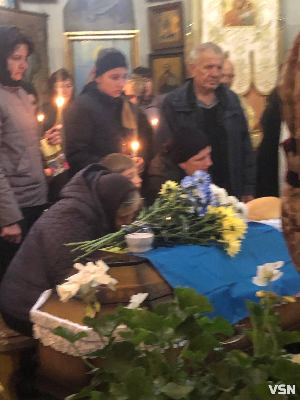 Війна забрала у батьків двох синів: на Волині попрощалися з воїном Русланом Барщевським