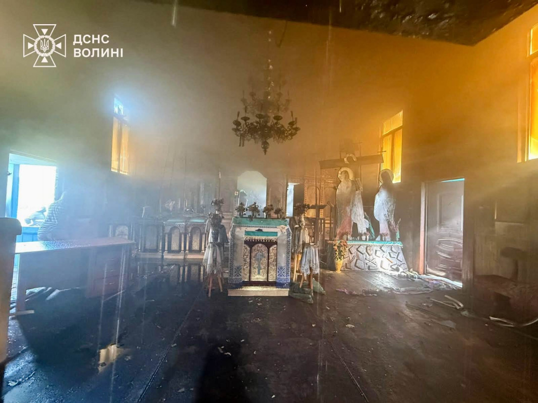 На Волині горіла дерев'яна церква