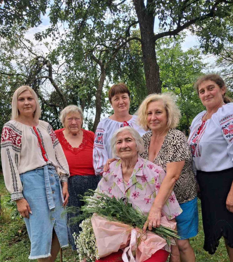 90 років життя, сповненого випробувань: на Волині привітали ювілярку-довгожительку