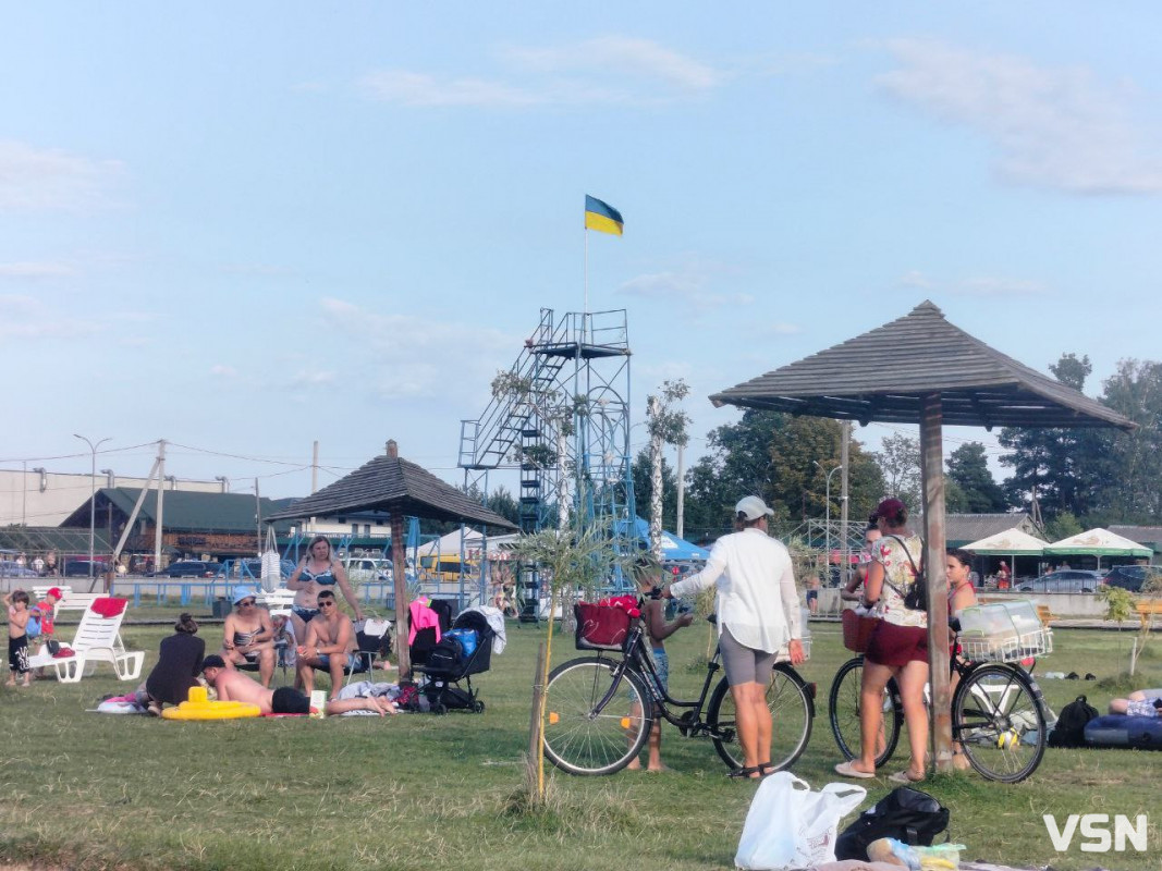 Останній день літа на Світязі: відпочинок, смаколики та кришталево чиста вода