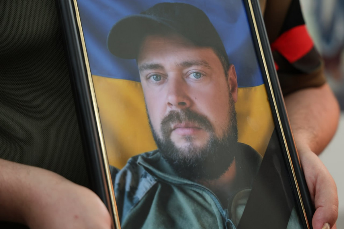Поліг у бою у жовтні 2024 року: на Волині провели в останню путь Героя Ігоря Лавришина