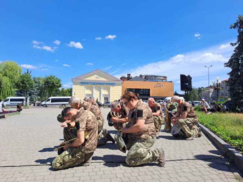 Понад 20 місяців вважався зниклим безвісти: на Волині попрощались із захисником Олександром Шевченком