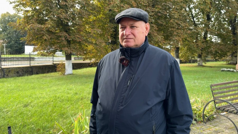 Підводою та власними силами: як громада на Волині допомагає районній лікарні