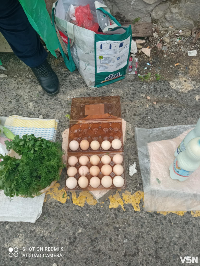 Скільки у Луцьку на ринку коштують домашні курячі яйця
