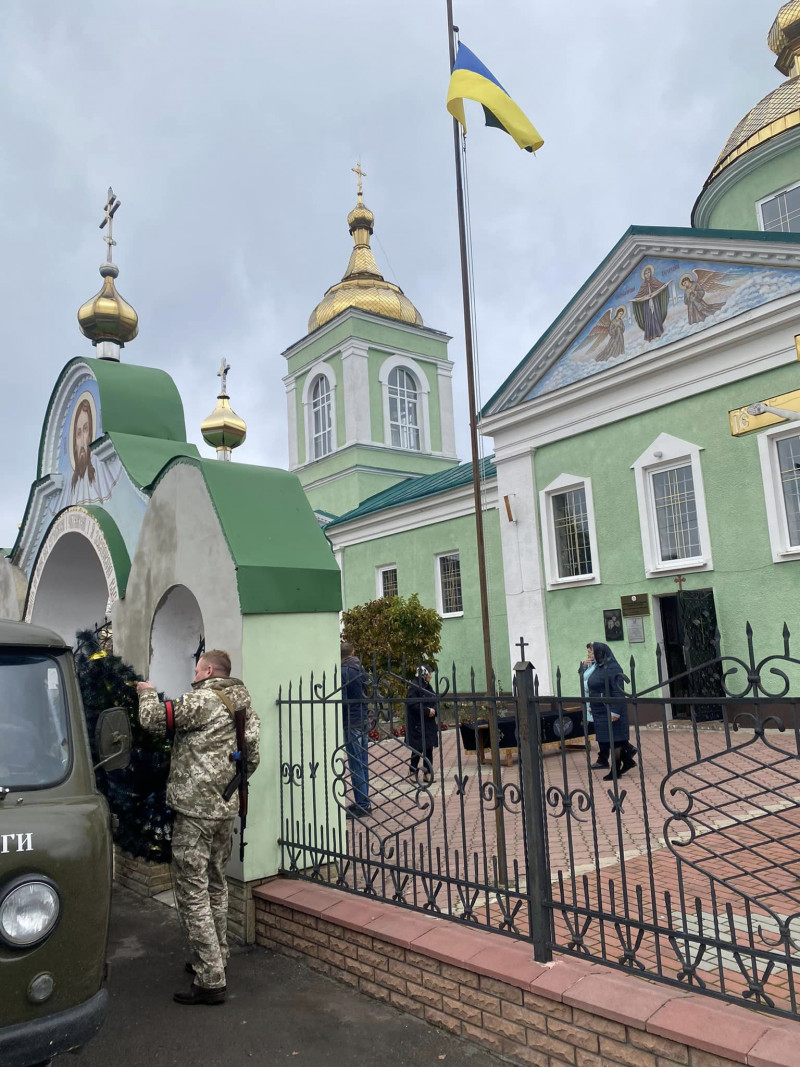 Життя обірвалося у відпустці: на Волині попрощалися із Героєм Віталієм Прусом