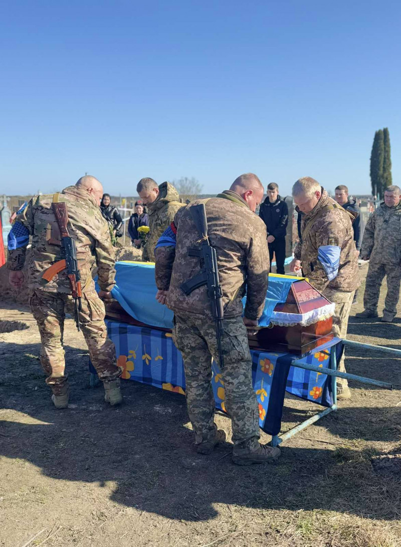 Загинув наприкінці червня 2024 року: на Волині попрощалися з Героєм Андрієм Оніщуком