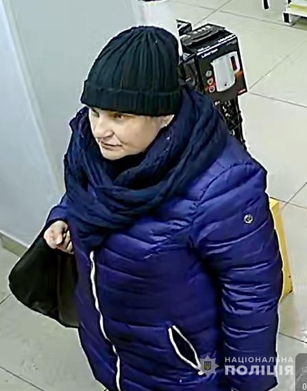 Крадіжки у магазині: у Луцьку розшукують ймовірних крадійок