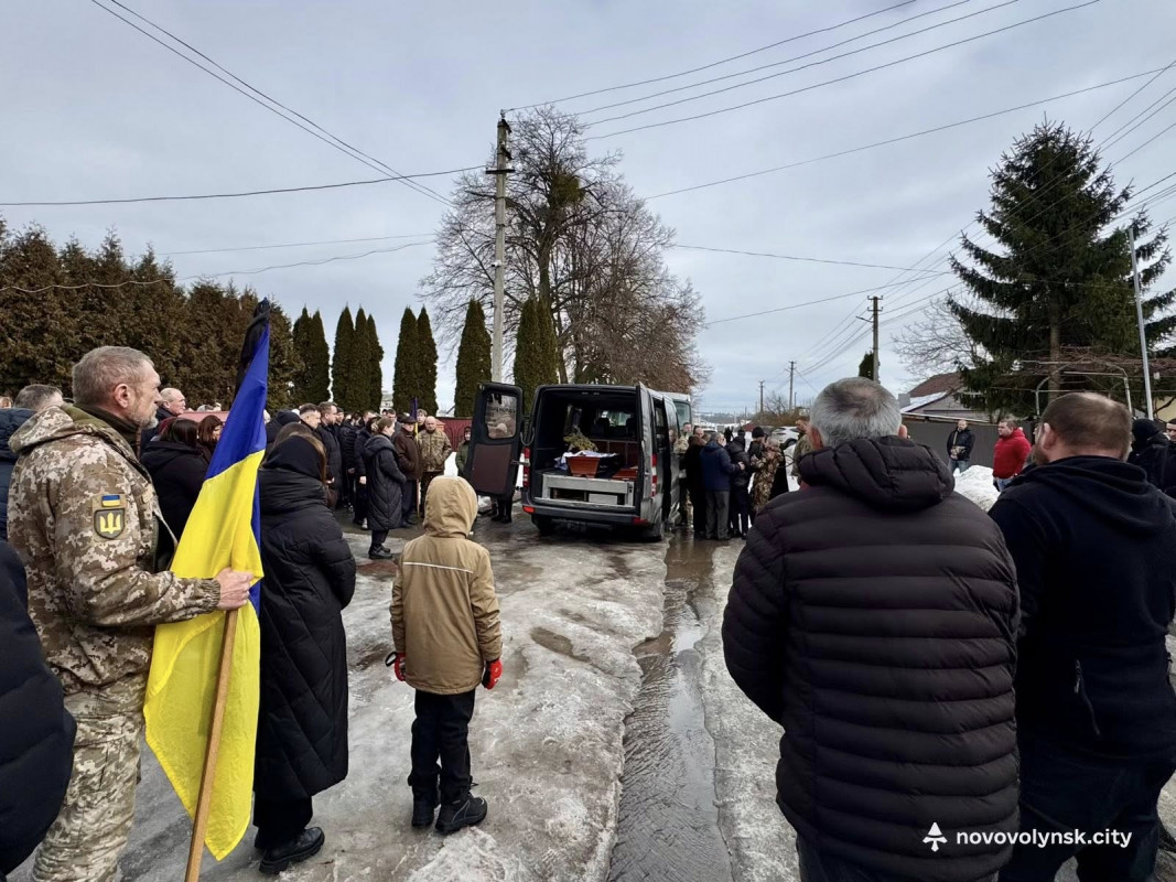 Герой поповнив небесне військо: на Волині поховали Захисника України Андрія Гоцика